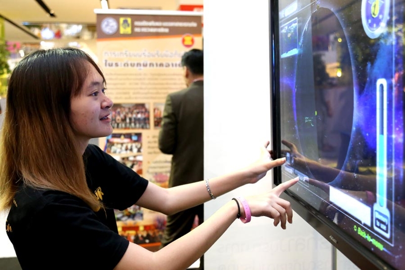 %e0%b8%97%e0%b8%94%e0%b8%a5%e0%b8%ad%e0%b8%87%e0%b9%83%e0%b8%8a%e0%b9%82%e0%b8%9b%e0%b8%a3%e0%b9%81%e0%b8%81%e0%b8%a3%e0%b8%a1-emerald-1