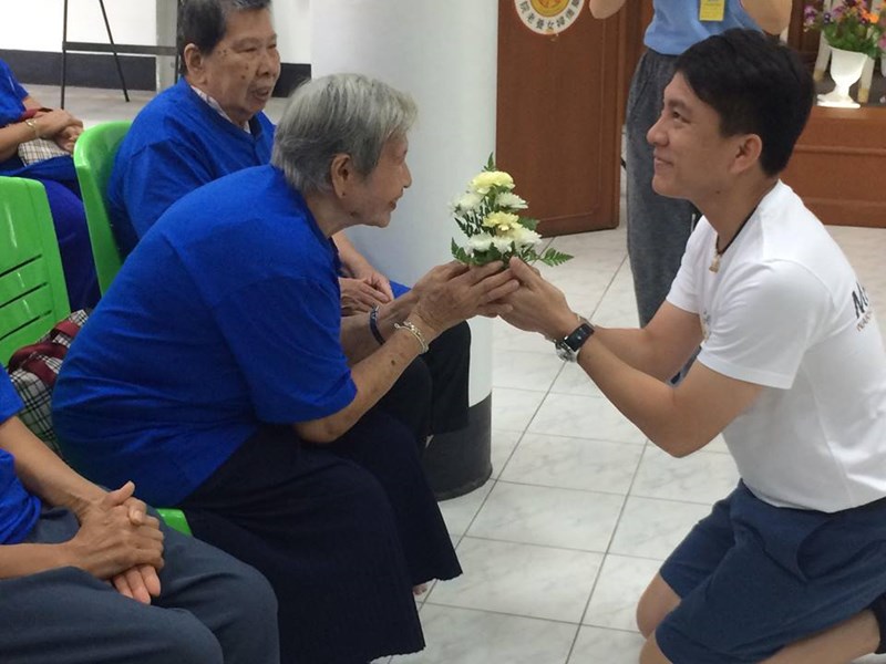 40041108_399122970616501_5857946907657109504_n