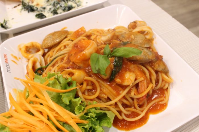 2462c5948819410ee1bd343d20293e4c