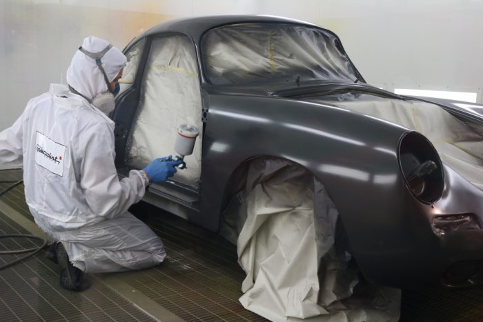 บรรยากาศการดูแลรถยนต์ของทีมช่างผู้เชี่ยวชาญจาก-CTS