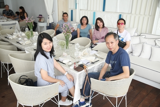 %e0%b8%9a%e0%b8%a3%e0%b8%a3%e0%b8%a2%e0%b8%b2%e0%b8%81%e0%b8%b2%e0%b8%a8%e0%b8%a5%e0%b8%b9%e0%b8%81%e0%b8%84%e0%b9%89%e0%b8%b2%e0%b8%84%e0%b8%99%e0%b8%9e%e0%b8%b4%e0%b9%80%e0%b8%a8%e0%b8%a9%e0%b8%97