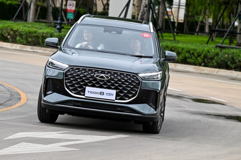 CHERY จัดทัพดีลเลอร์ เตรียมพร้อมสร้างประสบการณ์ใหม่ในการขับขี่ให้คนไทย เปิด Pre-Booking 2 รุ่นธงนำ V23 และ TIGGO 8 CSH ทั่วประเทศสิงหาคมนี้